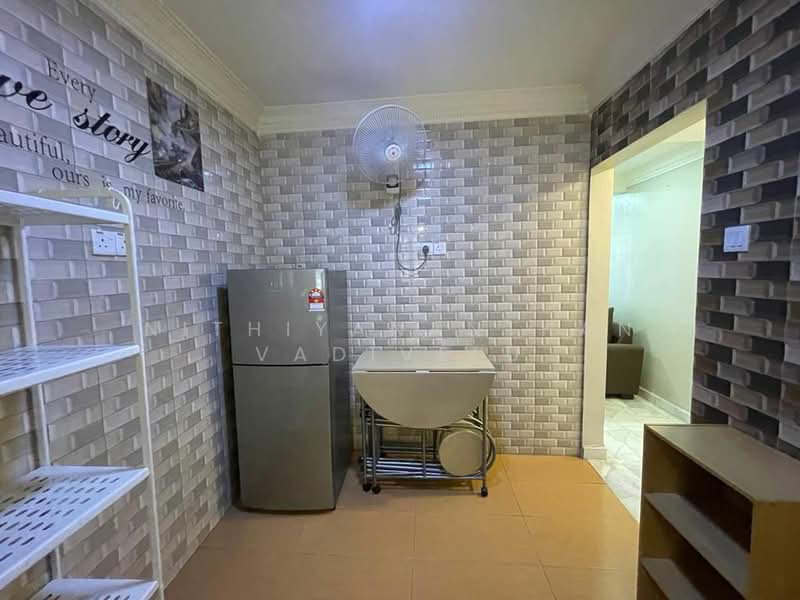 Rumah Teres 2.5 Tingkat untuk Dijual di Taman Dato Senu (Sentul) - Nithiyananthan Vadivelu - Kitchen - PropertyGuru.com.my