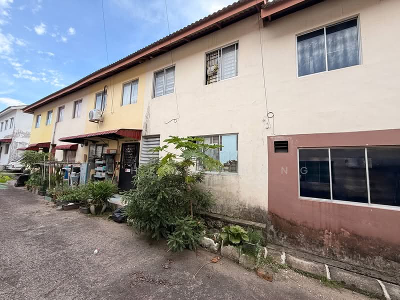 2-storey Terraced House for Sale in Taman Kota Masai (Pasir Gudang) - Fu Heng Chong - Exterior - PropertyGuru.com.my