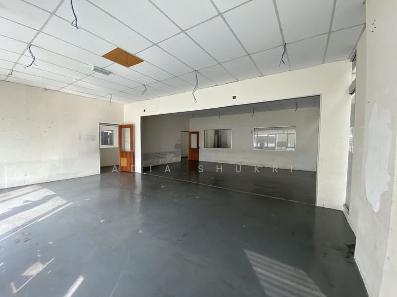 Kedai / Pejabat untuk Dijual di Bukit Jelutong (Shah Alam) - Nadia Shukri - Interior - PropertyGuru.com.my