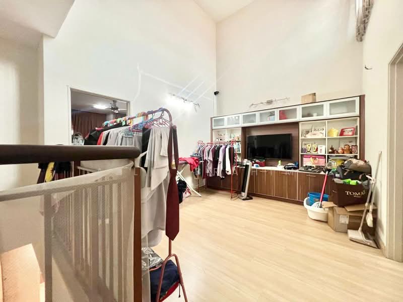 2-storey Terraced House for Sale in Alam Sari (Bangi) - Azli Ibrahim - Living Room - PropertyGuru.com.my