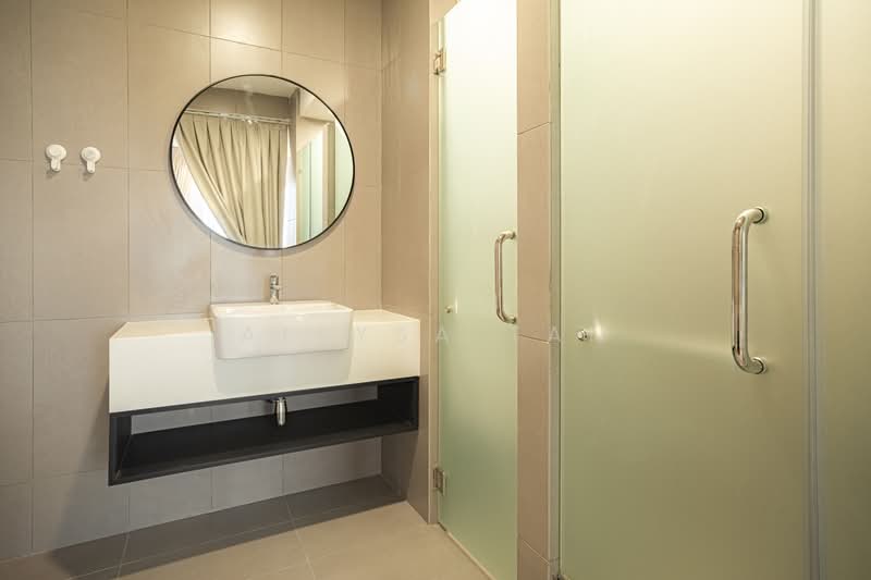 Soho for Sale in Bandar Sunway (Sunway) - Allysa Tan - Bathroom - PropertyGuru.com.my