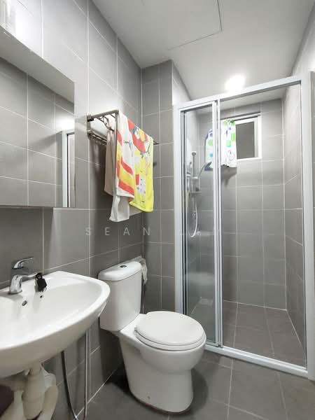 Kediaman Servis untuk Dijual di Savanna Executive Suite @ Southville City - Sean Lim - Bathroom - PropertyGuru.com.my