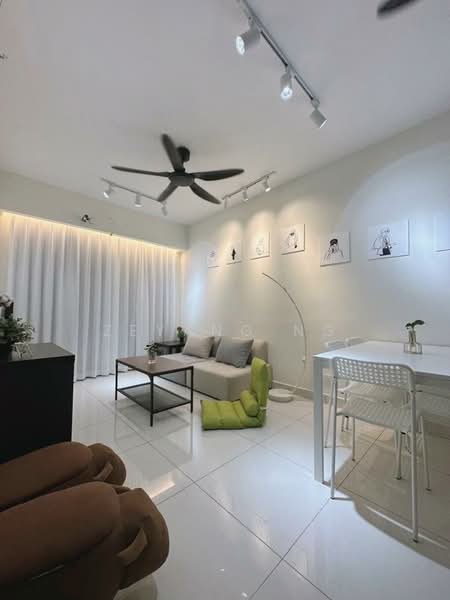 Servis Apartment untuk Dijual di The New Duo @ Edumetro - Zeyang Ng - Living Room - PropertyGuru.com.my