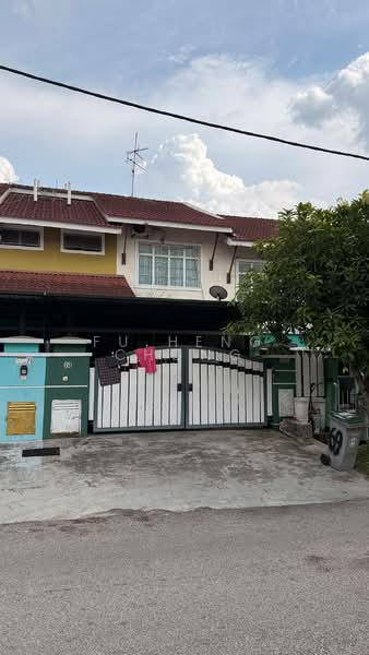 Rumah Teres 2 Tingkat untuk Dijual di Taman Bukit Dahlia (Pasir Gudang) - Fu Heng Chong - Exterior - PropertyGuru.com.my