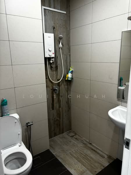 Servis Apartment untuk Dijual di Arte S - Louis Chuah - Bathroom - PropertyGuru.com.my