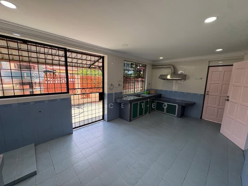 Rumah Teres 3 Tingkat untuk Dijual di Kota Kinabalu (Sabah) - Grace Teo - Kitchen - PropertyGuru.com.my
