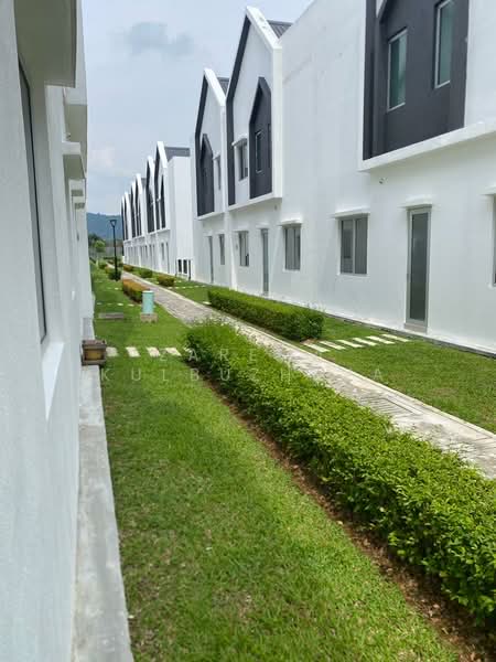 2-storey Terraced House for Sale in Beranang (Selangor) - Zarema Kulbuzheva - Exterior - PropertyGuru.com.my