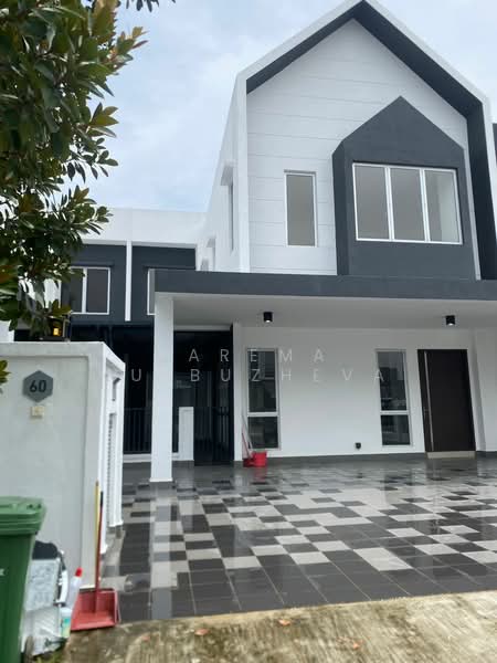 2-storey Terraced House for Sale in Beranang (Selangor) - Zarema Kulbuzheva - Exterior - PropertyGuru.com.my