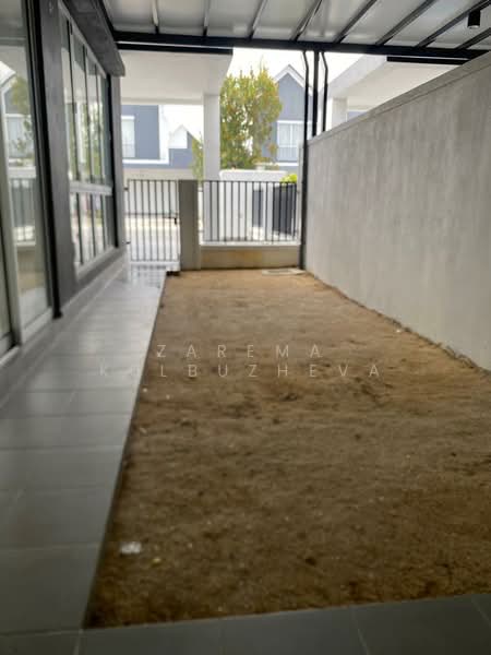 2-storey Terraced House for Sale in Beranang (Selangor) - Zarema Kulbuzheva - Exterior - PropertyGuru.com.my