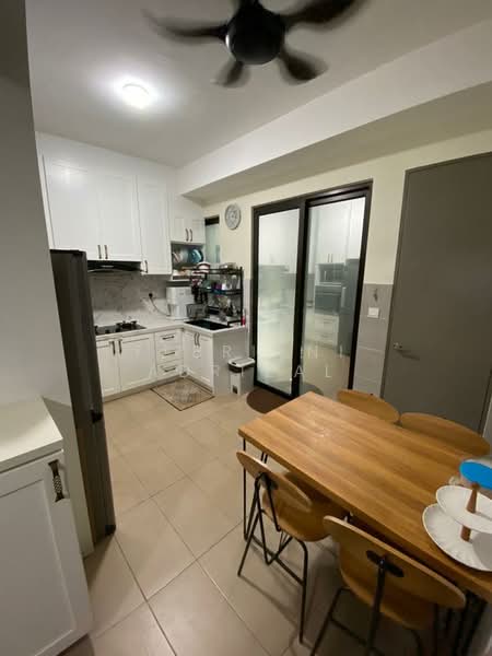 Townhouse for Sale in Kajang (Selangor) - Febriani Adrizal - Kitchen - PropertyGuru.com.my