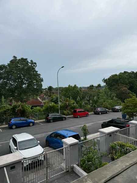 Townhouse for Sale in Kajang (Selangor) - Febriani Adrizal - Exterior - PropertyGuru.com.my