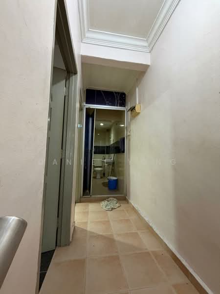 Rumah Teres 2 Tingkat untuk Dijual di Taman Cahaya Masai (Pasir Gudang) - Daniel Yong - Corridor - PropertyGuru.com.my
