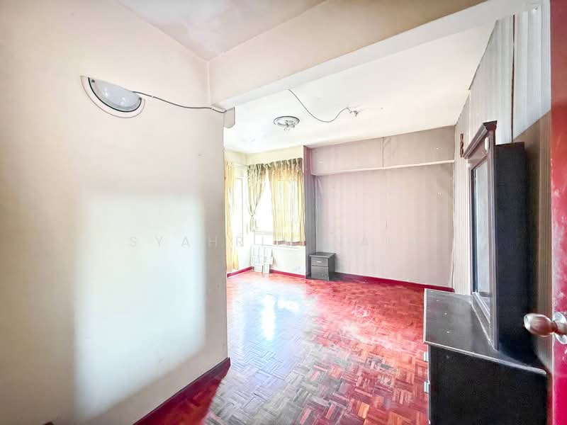 Kondominium untuk Dijual di Le Jardine Condominium - Syahrim Naim - Living Room - PropertyGuru.com.my