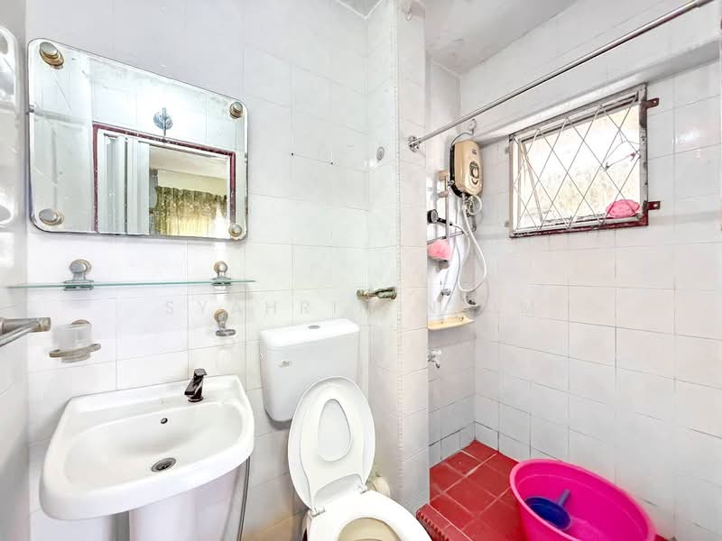 Kondominium untuk Dijual di Le Jardine Condominium - Syahrim Naim - Bathroom - PropertyGuru.com.my