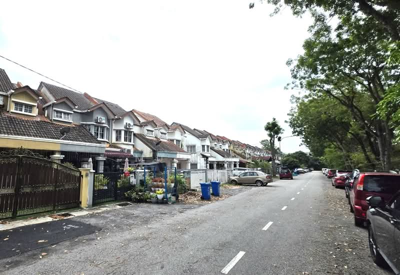 Rumah Teres 2 Tingkat untuk Dijual di Seksyen 13 (Shah Alam) - Muin Mn - Exterior - PropertyGuru.com.my