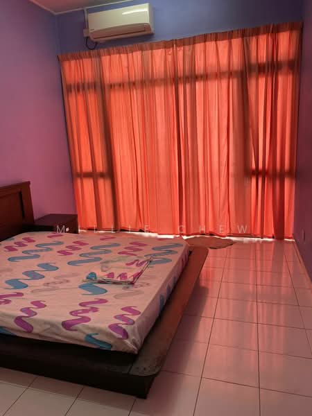 Pangsapuri untuk Dijual di Taman Bukit Dumbar - Millie Chew - Bedroom - PropertyGuru.com.my