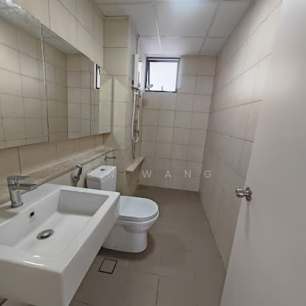 Kondominium untuk Disewa di The WaterEdge (Pinggiran Air) - CN Wang - Bathroom - PropertyGuru.com.my