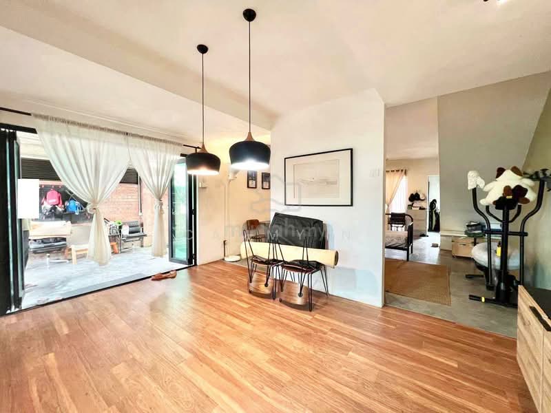 Rumah Teres 2 Tingkat untuk Dijual di Gombak (Selangor) - Cammy N - Living Room - PropertyGuru.com.my