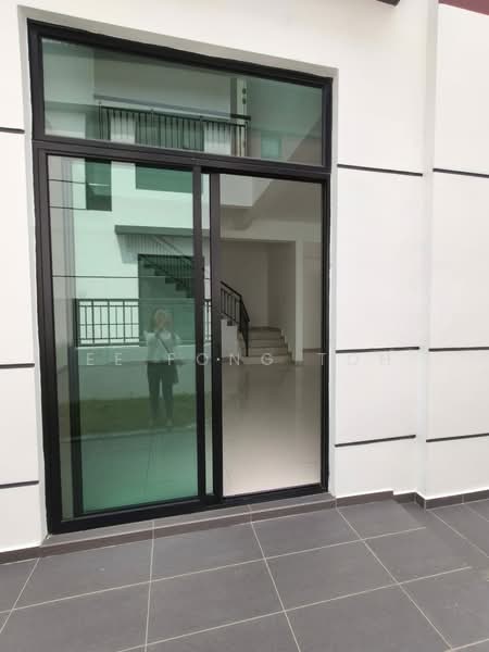 Rumah Berkembar untuk Dijual di Setia Eco Gardens (Gelang Patah) - Ee Fong Toh - Exterior - PropertyGuru.com.my