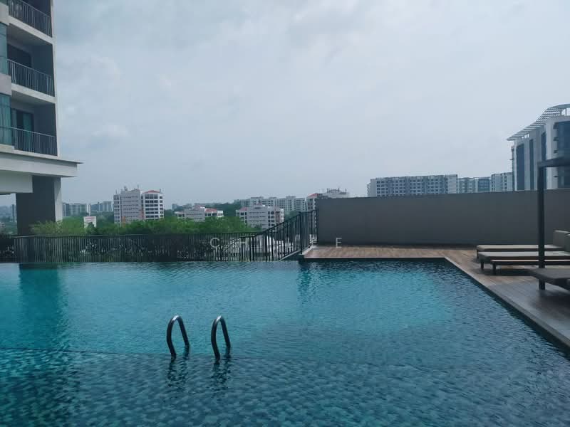 Servis Apartment untuk Dijual di AraTre' Residences - CH LEE - Pool - PropertyGuru.com.my
