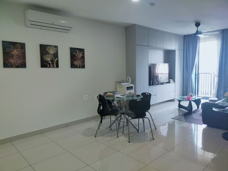 Servis Apartment untuk Dijual di AraTre' Residences - CH LEE - Living Room - PropertyGuru.com.my