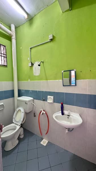 Rumah Teres 2 Tingkat untuk Disewa di Johor Bahru (Johor) - Matt Kek - Bathroom GF - PropertyGuru.com.my
