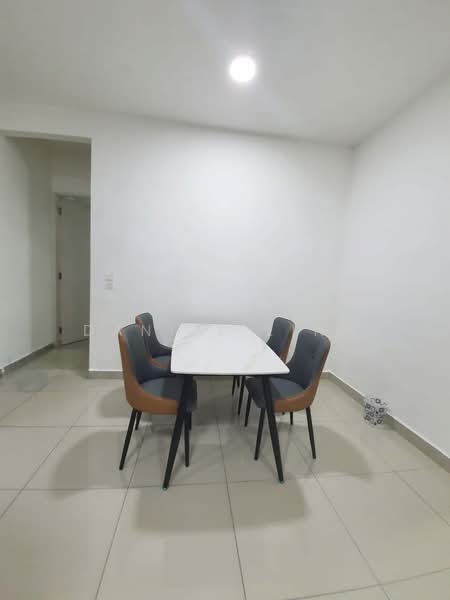 Servis Apartment untuk Disewa di Greenfield Regency - Daniel Ling - Dining Room - PropertyGuru.com.my