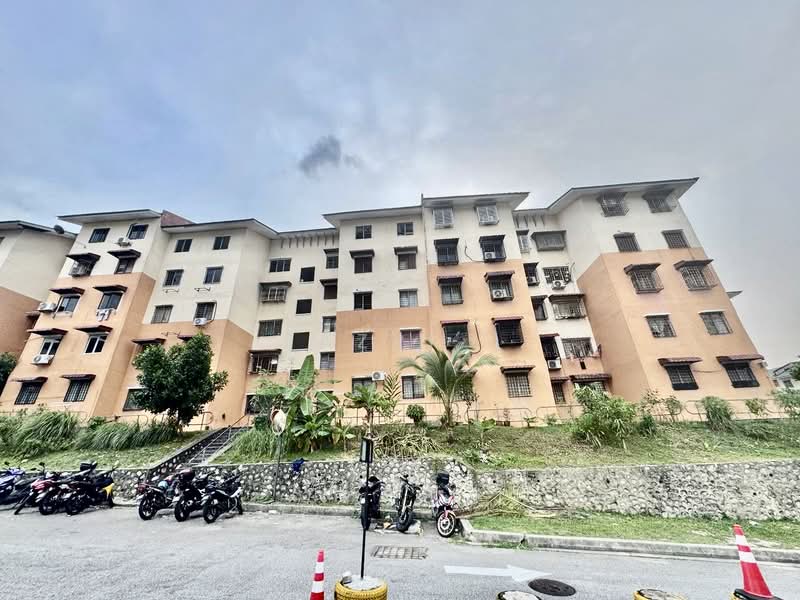 Pangsapuri untuk Dijual di Apartment Seri Meranti - Fazri . - PropertyGuru.com.my