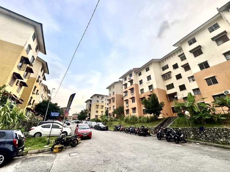 Pangsapuri untuk Dijual di Apartment Seri Meranti - Fazri . - PropertyGuru.com.my