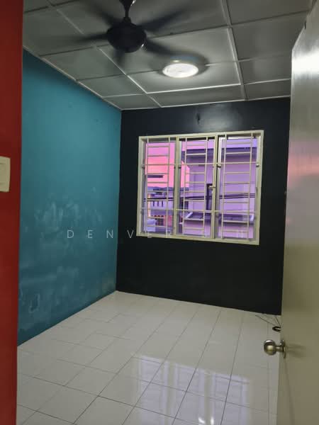 Rumah Teres untuk Dijual di Sungai Long (Bandar Sungai Long) - Denver Sin - Interior - PropertyGuru.com.my