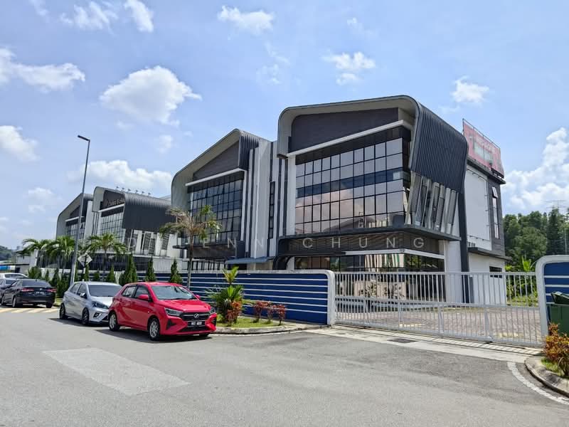 Kilang untuk Disewa di Kampung Pulau Meranti (Puchong) - Delenn Chung - Exterior - PropertyGuru.com.my