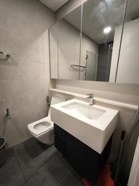 Service Residence for Sale at TRX Residences - Joe Liew - Bathroom - PropertyGuru.com.my