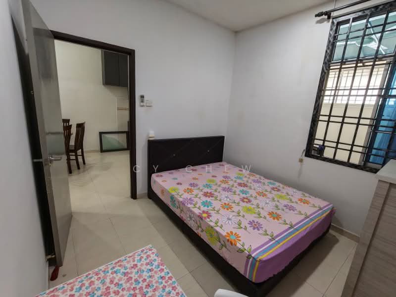 1-storey Terraced House for Rent in Taman Setia Indah (Tebrau) - CY Chew - Bedroom - PropertyGuru.com.my