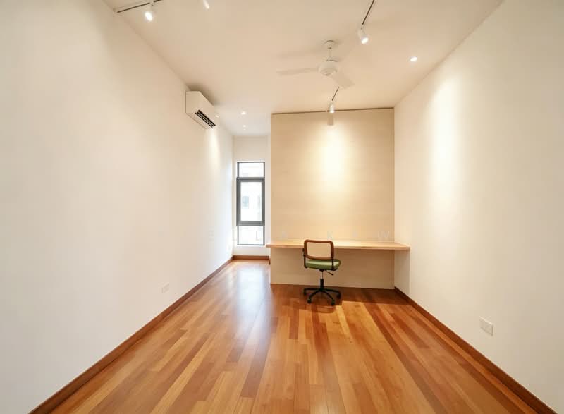 Rumah Teres 2 Tingkat untuk Dijual di Taman Tun Dr Ismail (Kuala Lumpur) - Stella Kew - Study - PropertyGuru.com.my