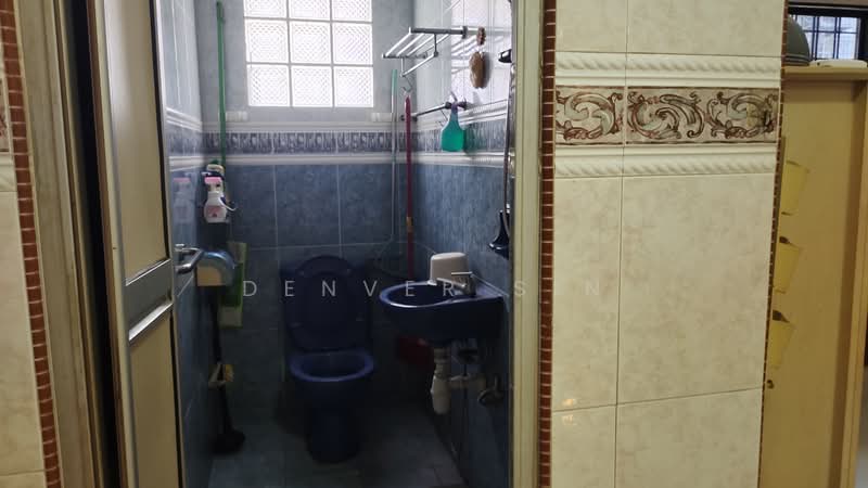 2-storey Terraced House for Sale in Taman Cheras (Cheras) - Denver Sin - Bathroom - PropertyGuru.com.my