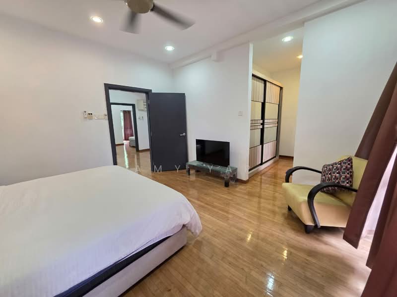 2.5-storey Terraced House for Rent in Sutera Damansara (Damansara Damai) - Amy Yap - Bedroom - PropertyGuru.com.my