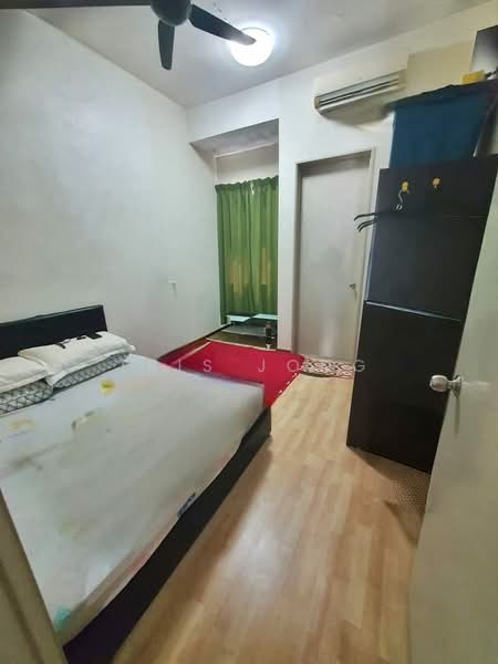3-storey Terraced House for Sale in Rawang (Selangor) - Tris Jong - Bedroom - PropertyGuru.com.my
