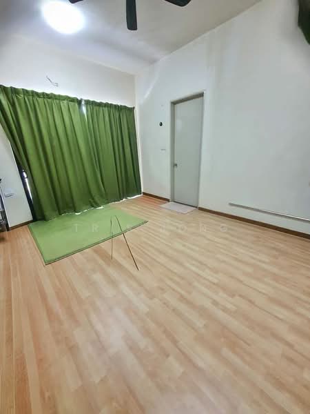 3-storey Terraced House for Sale in Rawang (Selangor) - Tris Jong - Interior - PropertyGuru.com.my