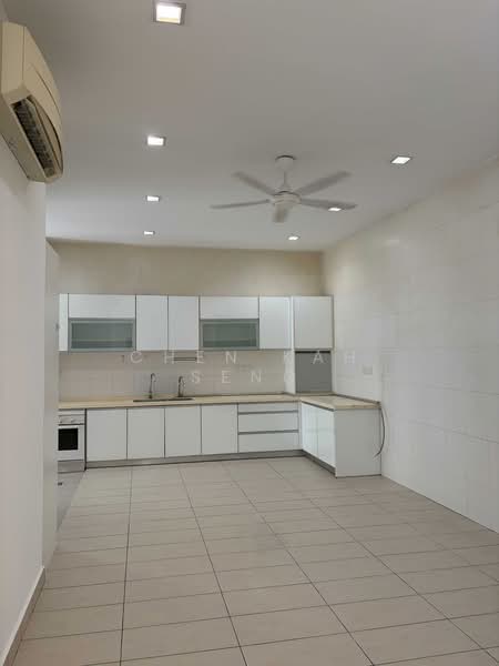 Rumah Bandar untuk Disewa di Ampang (Selangor) - Chen Kah Seng - Kitchen - PropertyGuru.com.my