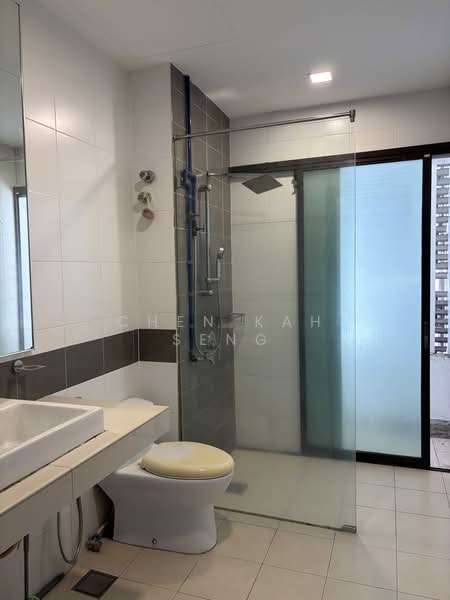 Rumah Bandar untuk Disewa di Ampang (Selangor) - Chen Kah Seng - Bathroom - PropertyGuru.com.my