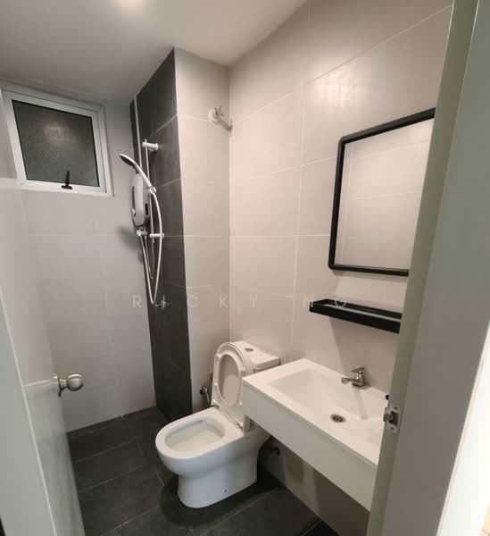 Servis Apartment untuk Disewa di Residensi MH Platinum 2 - Ricky Ng - Bathroom - PropertyGuru.com.my