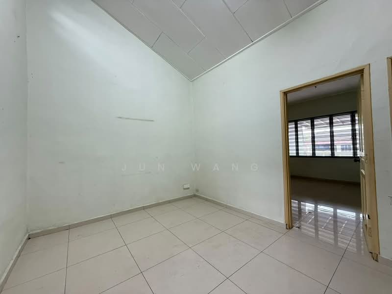 Rumah Teres 2-Tingkat untuk Dijual di Taman Pelangi (Johor Bahru) - Jun Wang - PropertyGuru.com.my