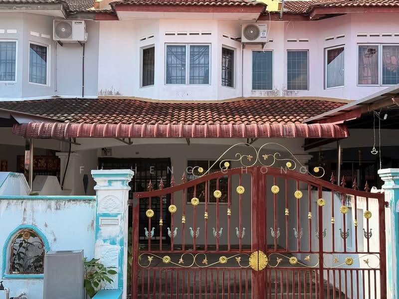 Rumah Teres 2 Tingkat untuk Dijual di Taman Pulai Indah (Johor Bahru) - Fu Heng Chong - Exterior - PropertyGuru.com.my