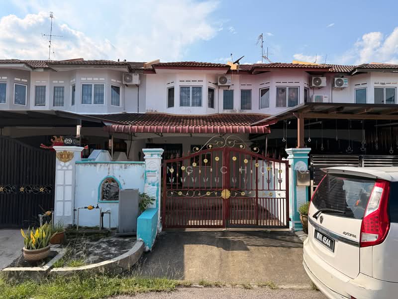 Rumah Teres 2 Tingkat untuk Dijual di Taman Pulai Indah (Johor Bahru) - Fu Heng Chong - Exterior - PropertyGuru.com.my