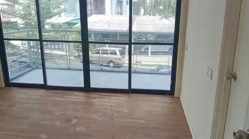 Semi-Detached House for Sale in Bandar Country Homes (Rawang) - Diana Ling - Interior - PropertyGuru.com.my