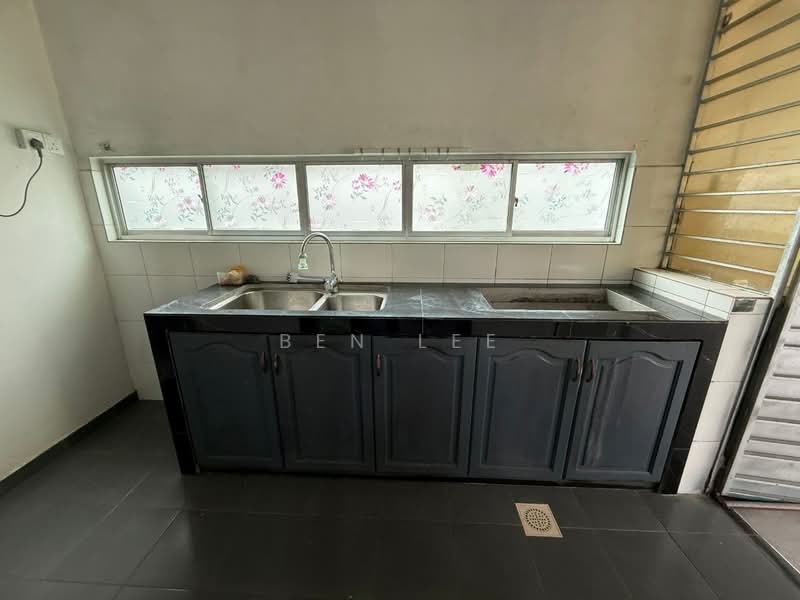 Rumah Teres 2-Tingkat untuk Disewa di Johor Bahru (Johor) - Ben Lee - Kitchen - PropertyGuru.com.my