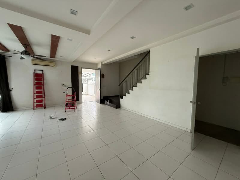 Rumah Teres 2-Tingkat untuk Disewa di Johor Bahru (Johor) - Ben Lee - Living Room - PropertyGuru.com.my