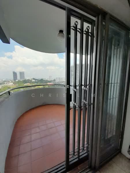 Kondominium untuk Disewa di Amadesa Resort Condominium - Chris Lim - Balcony - PropertyGuru.com.my