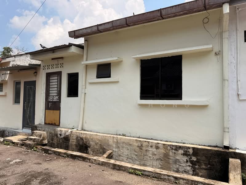 Rumah Teres 1 Tingkat untuk Dijual di Taman Skudai Baru (Skudai) - Fu Heng Chong - Exterior - PropertyGuru.com.my