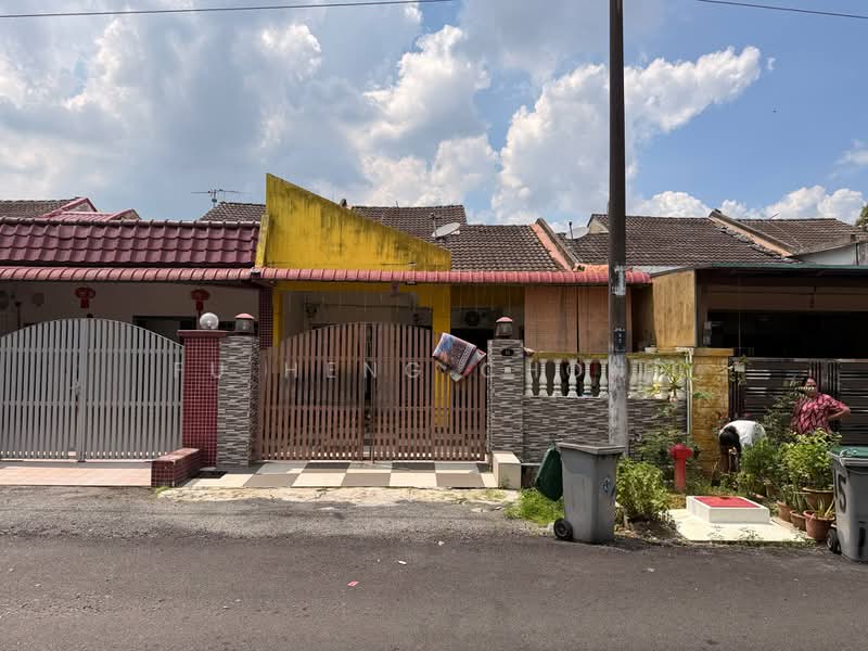 Rumah Teres 1 Tingkat untuk Dijual di Taman Skudai Baru (Skudai) - Fu Heng Chong - Exterior - PropertyGuru.com.my